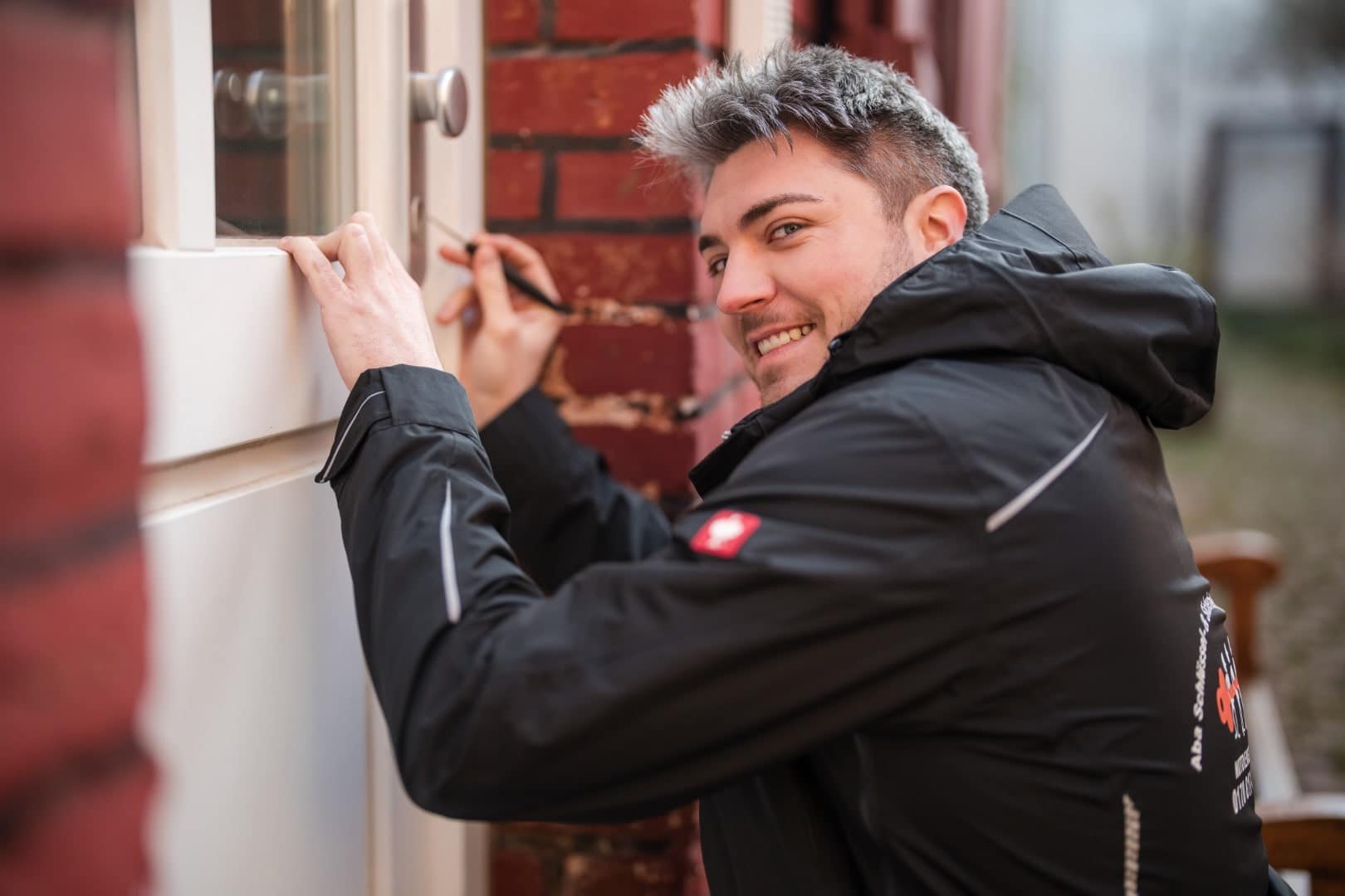 Schlüsseldienst Wiesbaden Kosten – was realistisch ist und worauf man achten sollte in 2026