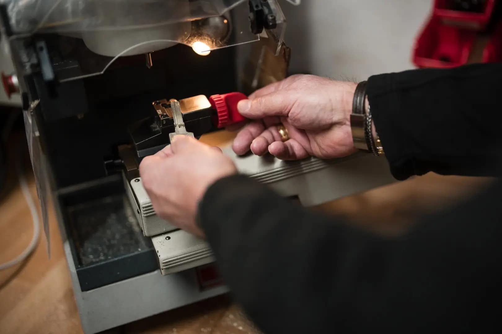 Schlüsselnotdienst & Aufsperrdienst